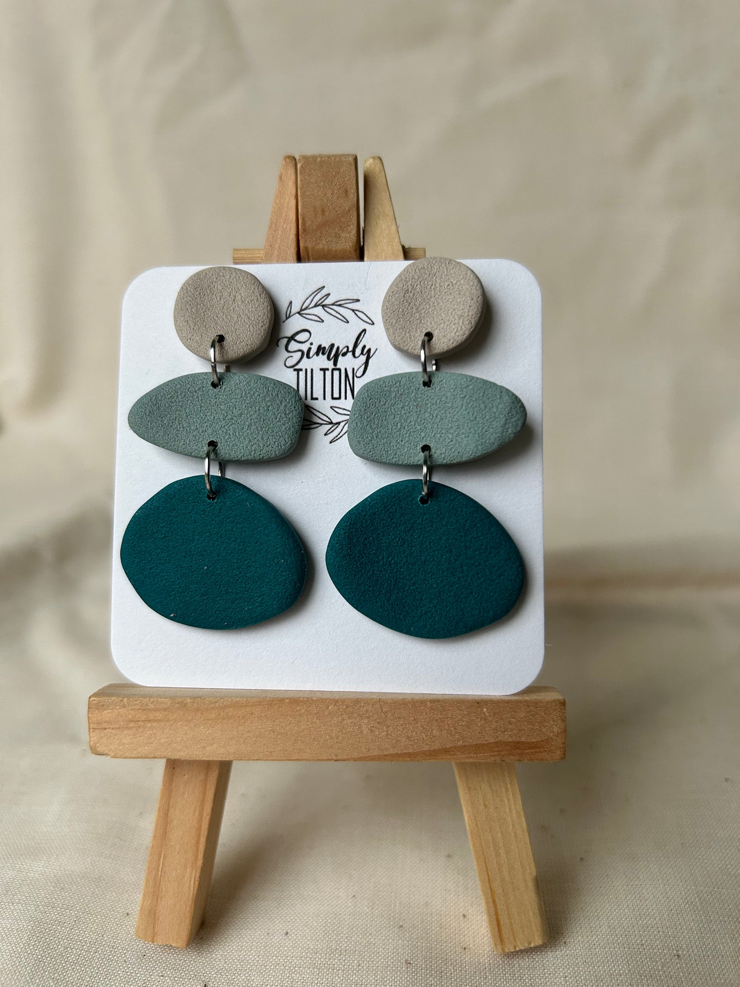 Skipping Stones (multiple colors)