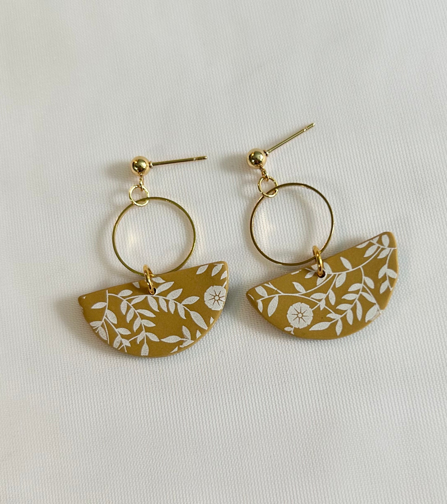 Heather Floral Pattern (Multiple Colors)